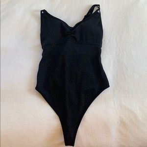 USED LULULEMON thong bodysuit